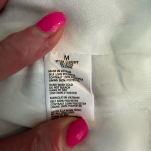 NWT PAPER CRANE Summer Top lined light purple, yellow and white pattern. Size M. - Picture 8 of 10